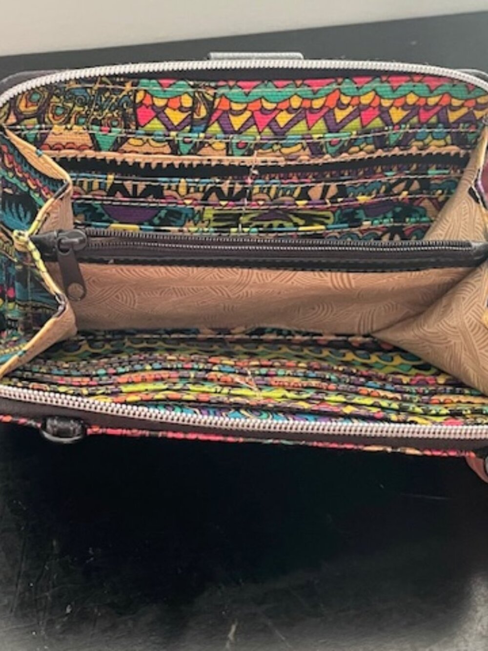 Multicolor wristlet